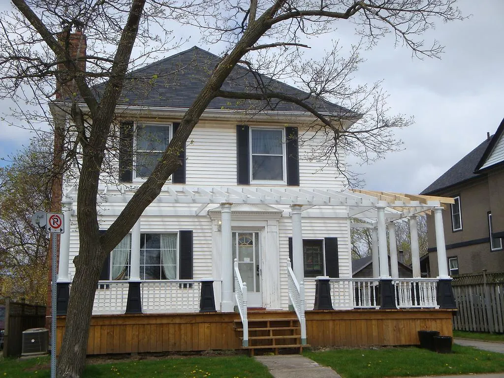 *** Bed & Breakfast Somewhere In Time Bed And Breakfast Niagara Falls Canada